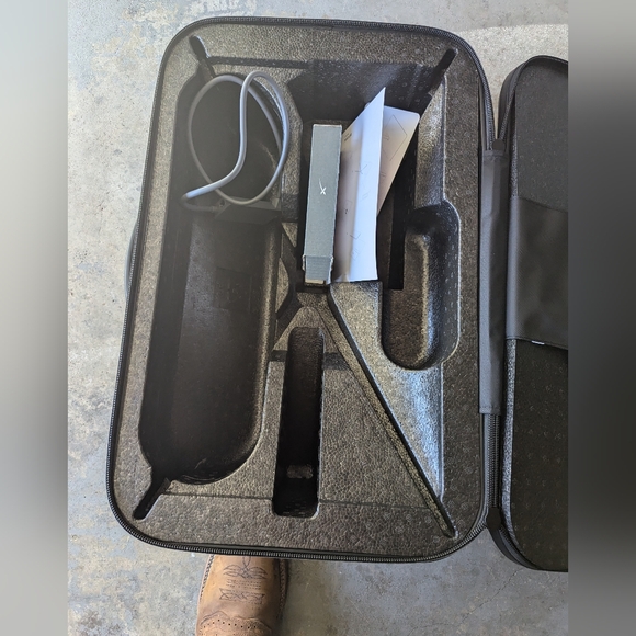 Starlink Hard Travel Case For Rectangular Starlink Kit - Picture 10 of 11